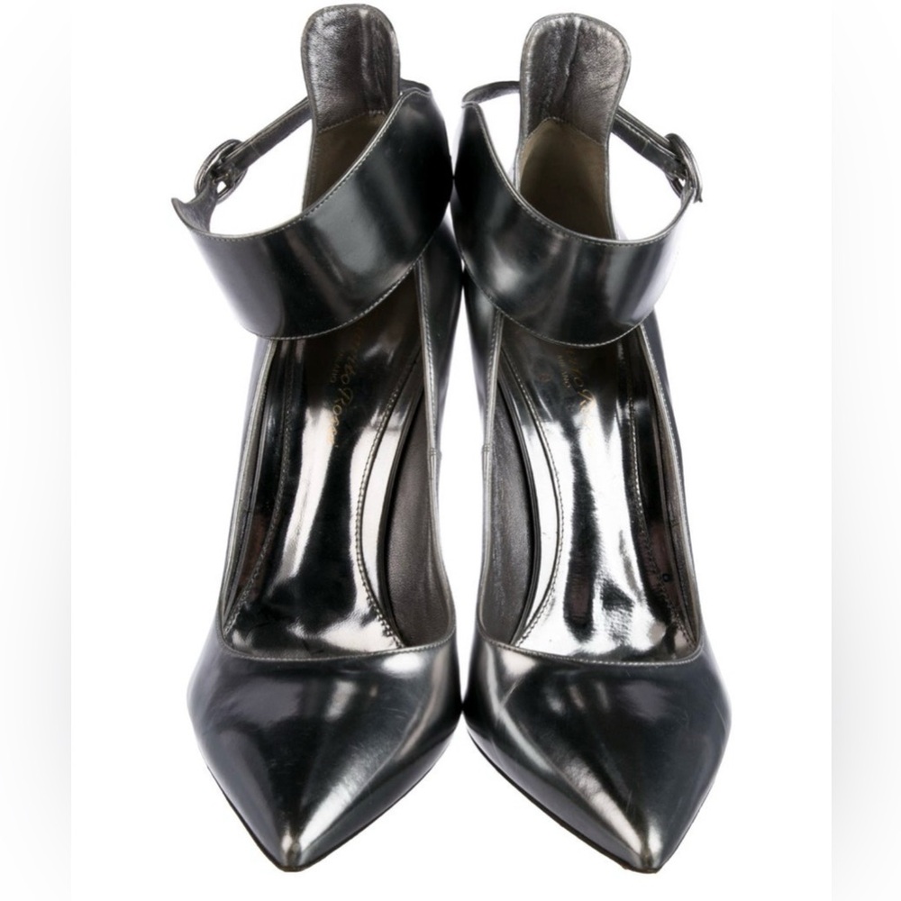 Gianvito Rossi Metallic Silver Leather Pumps
